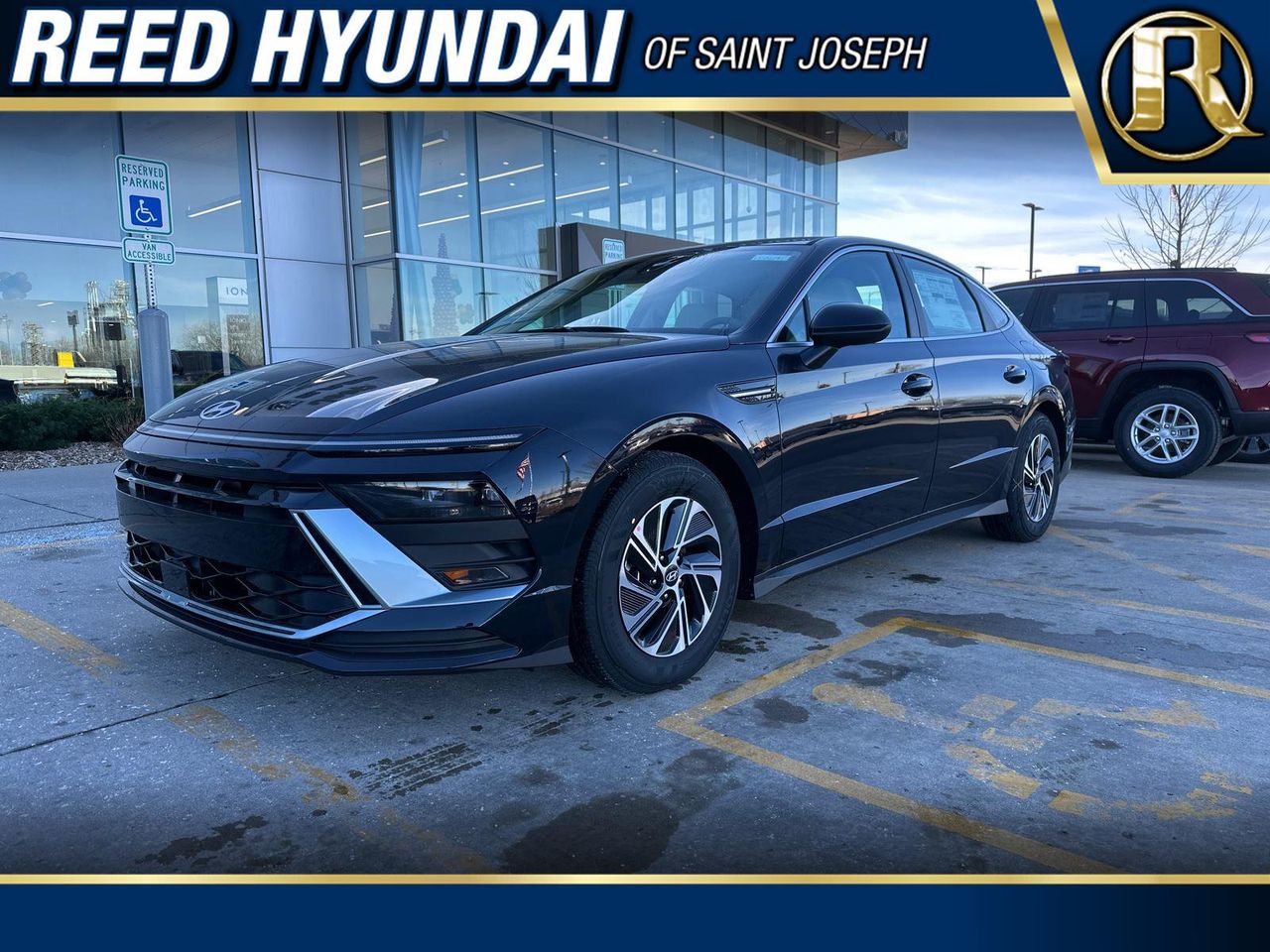 2026 Hyundai Sonata Hybrid Blue's photo