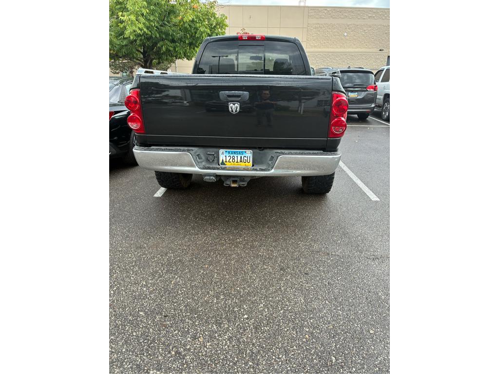 2008 Dodge Ram SLT photo 3