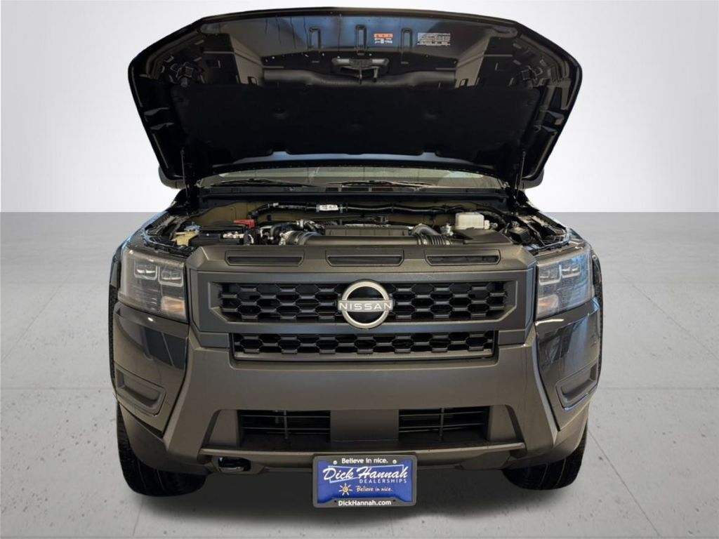 2026 Nissan Frontier S photo 4