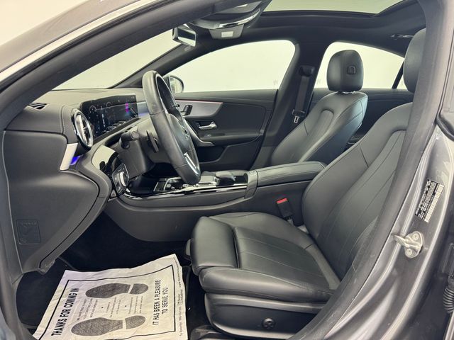 2022 Mercedes Benz CLA 250 photo 17