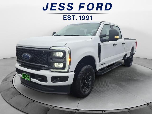 2026 Ford F-350 Super Duty XL's photo