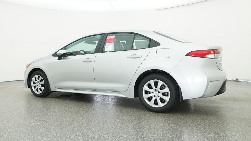 2025 Toyota Corolla LE photo 12