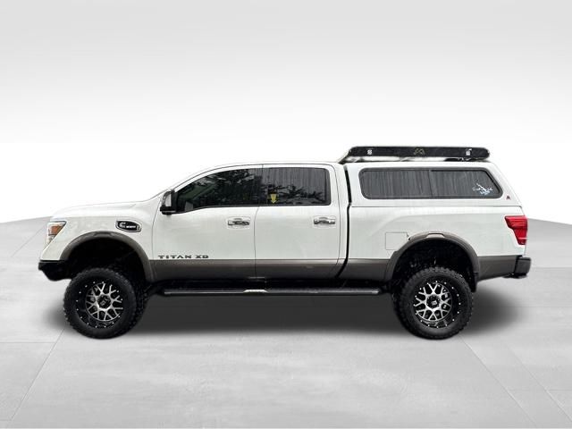 2019 Nissan Titan Platinum Reserve photo 3