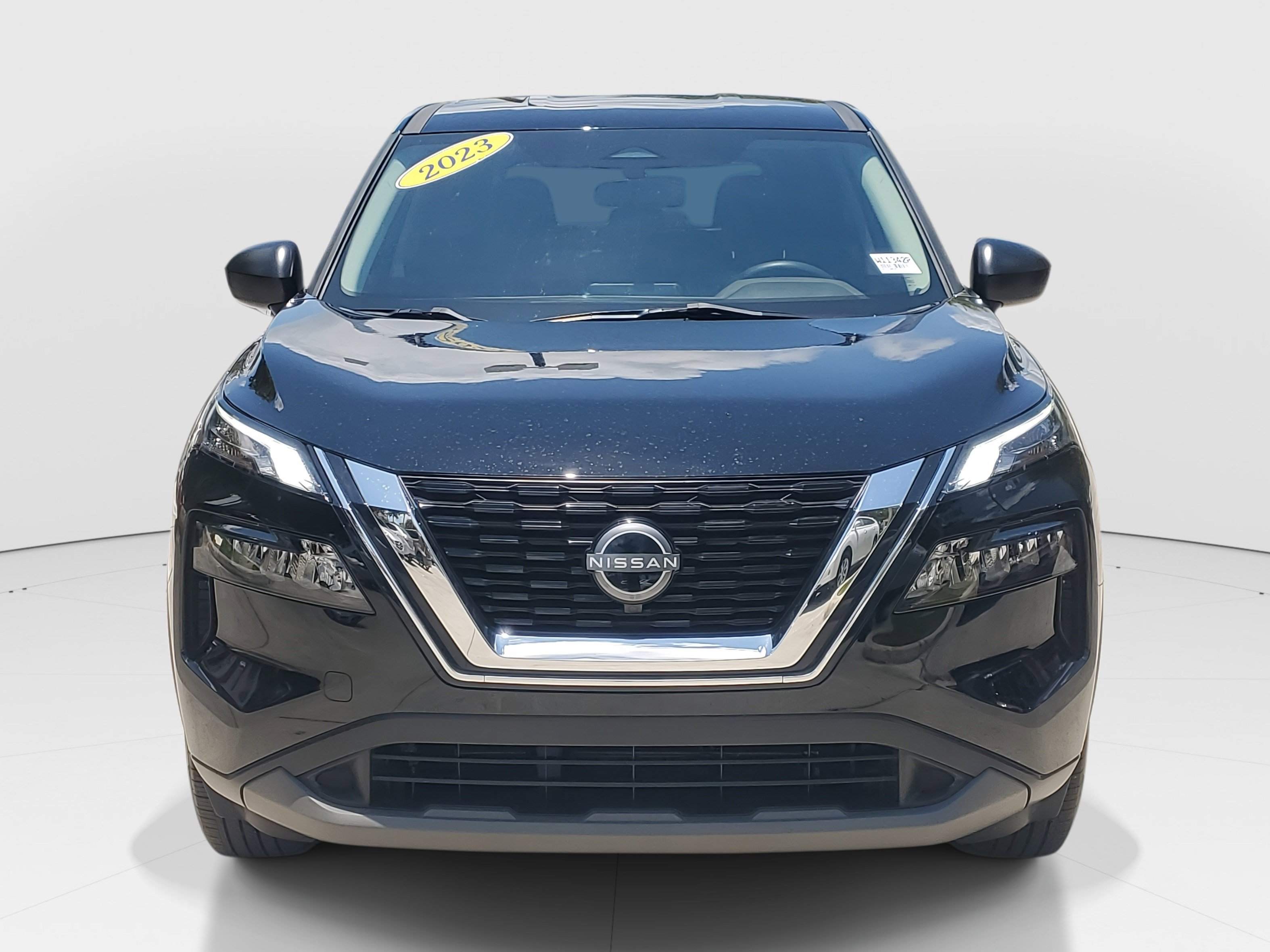 2023 Nissan Rogue S photo 3