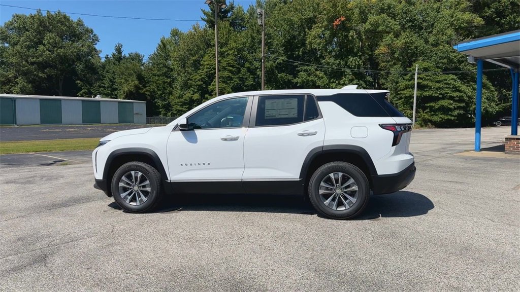 2026 Chevrolet Equinox LT photo 6