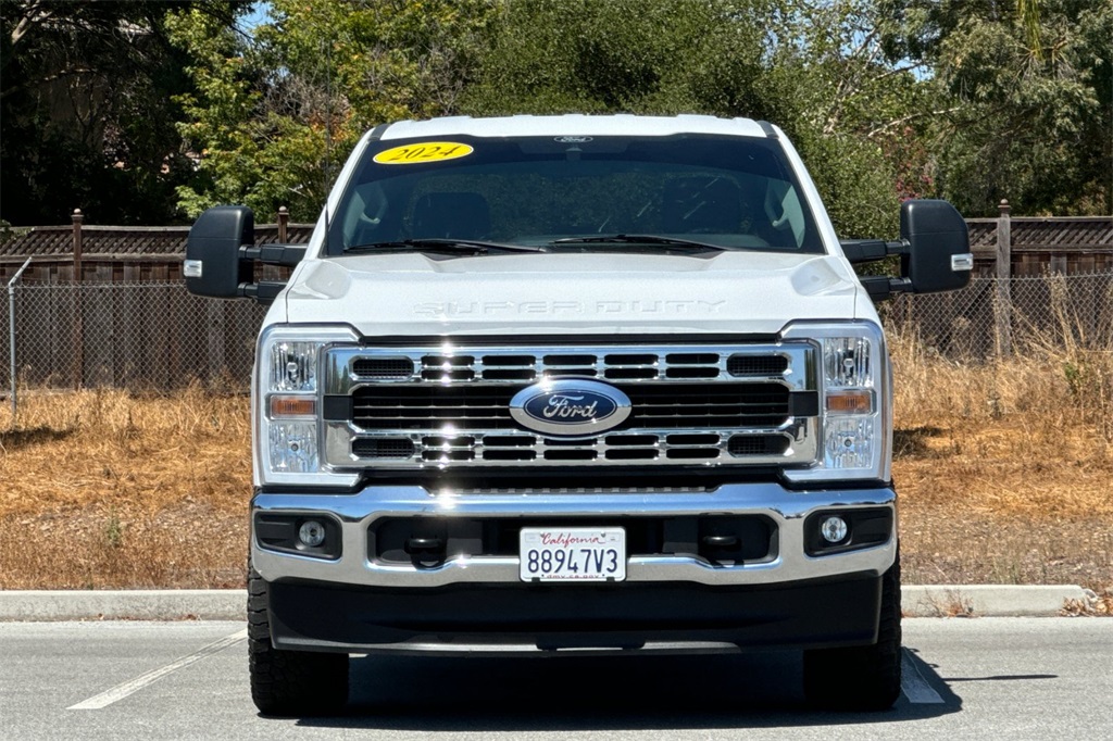 2024 Ford F-250 photo 9