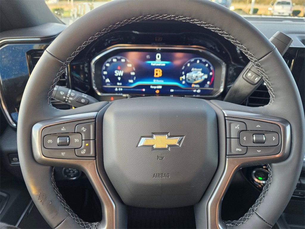 2025 Chevrolet Silverado 3500HD High Country photo 3