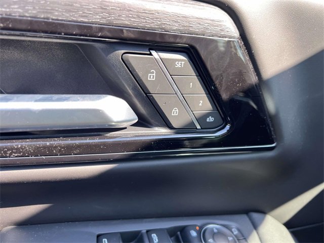 2025 Gmc Yukon AT4 Ultimate photo 15