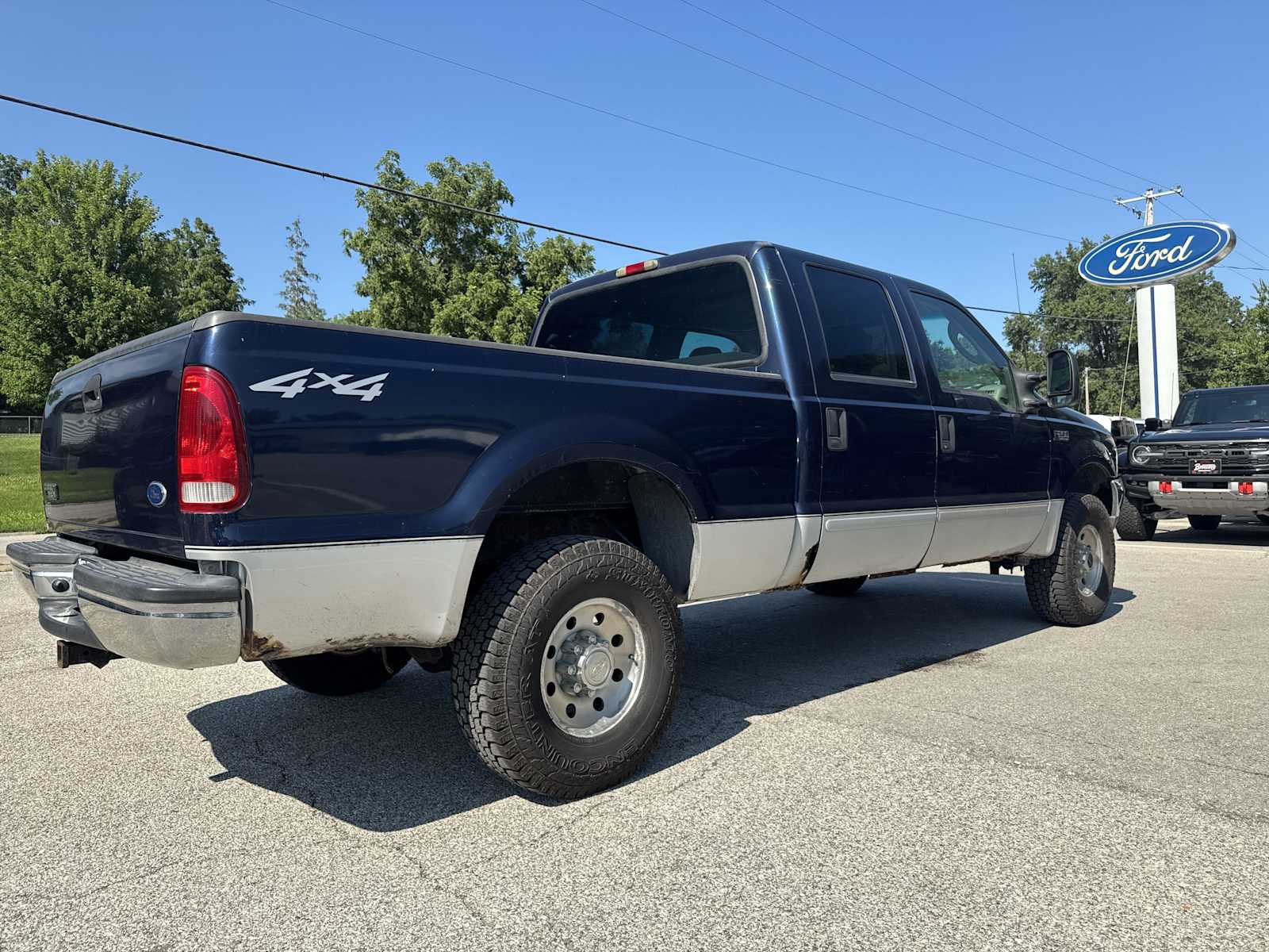 2003 Ford F-250 XLT photo 5