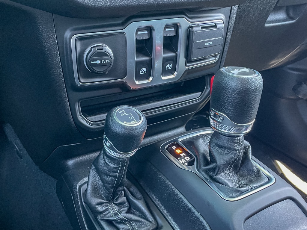 2025 Jeep Wrangler Sport S photo 26