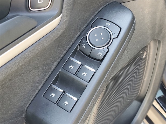2022 Ford Escape SE photo 8
