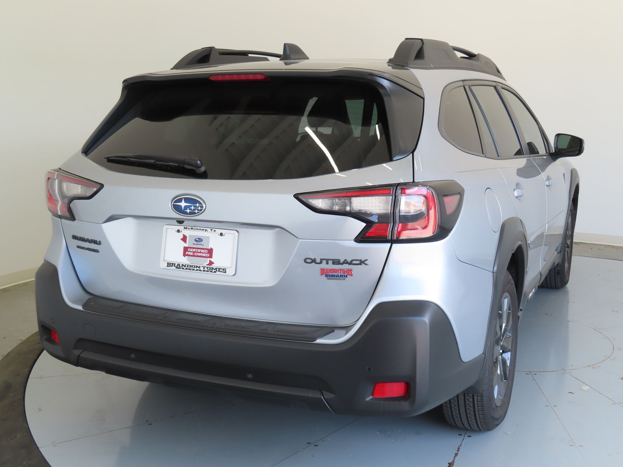 2025 Subaru Outback Onyx Edition photo 2