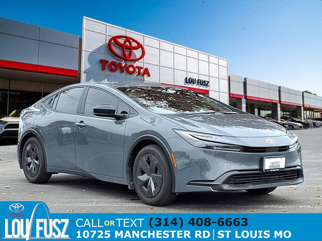 2026 Toyota Prius LE's photo