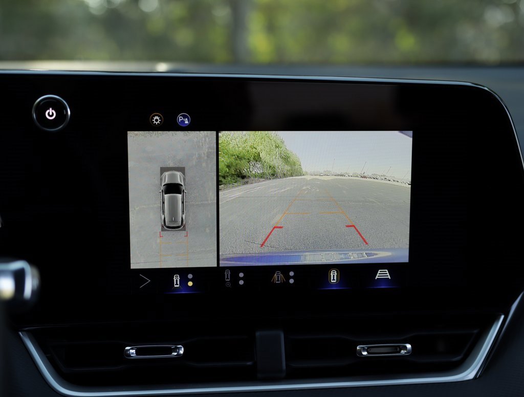 2025 Chevrolet Equinox LT photo 16
