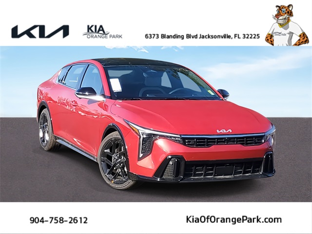 2025 Kia K4 GT-Line Turbo photo 2