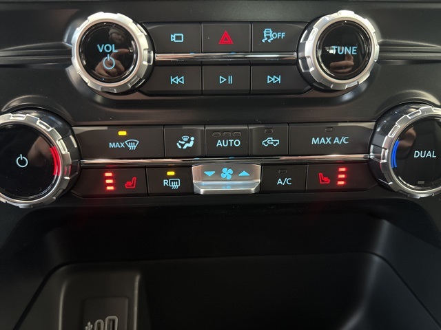 2025 Ford F-150 XLT photo 40