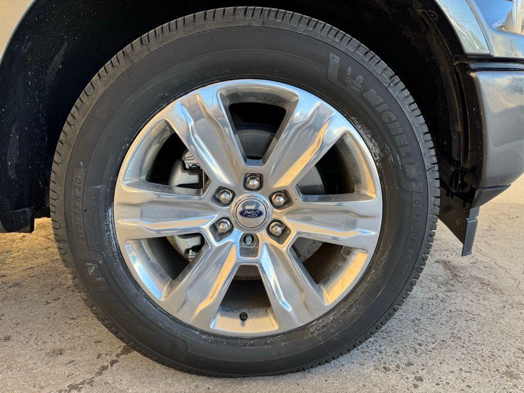 2019 Ford F-150 photo 3