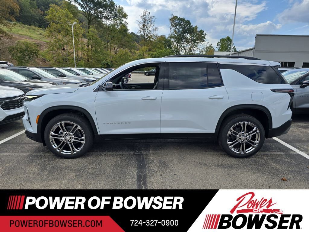 2026 Chevrolet Traverse 2LT photo 2