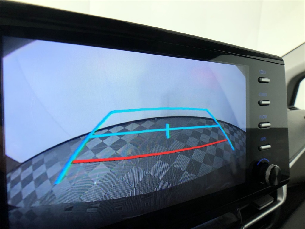 2024 Toyota Sienna XLE photo 12