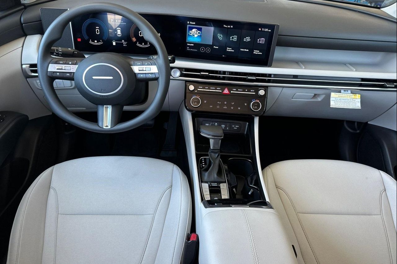 2025 Hyundai Tucson SEL photo 14