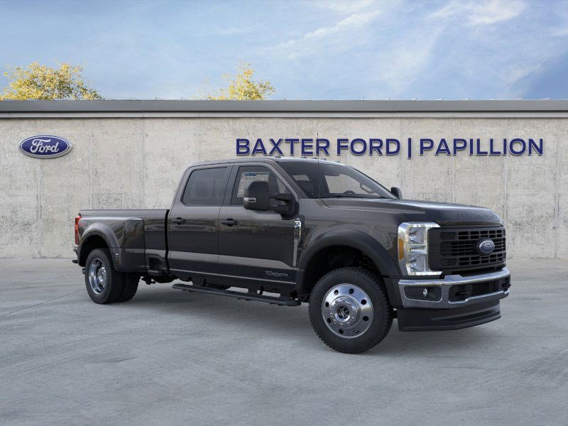 2026 Ford F-450 Super Duty XL's photo