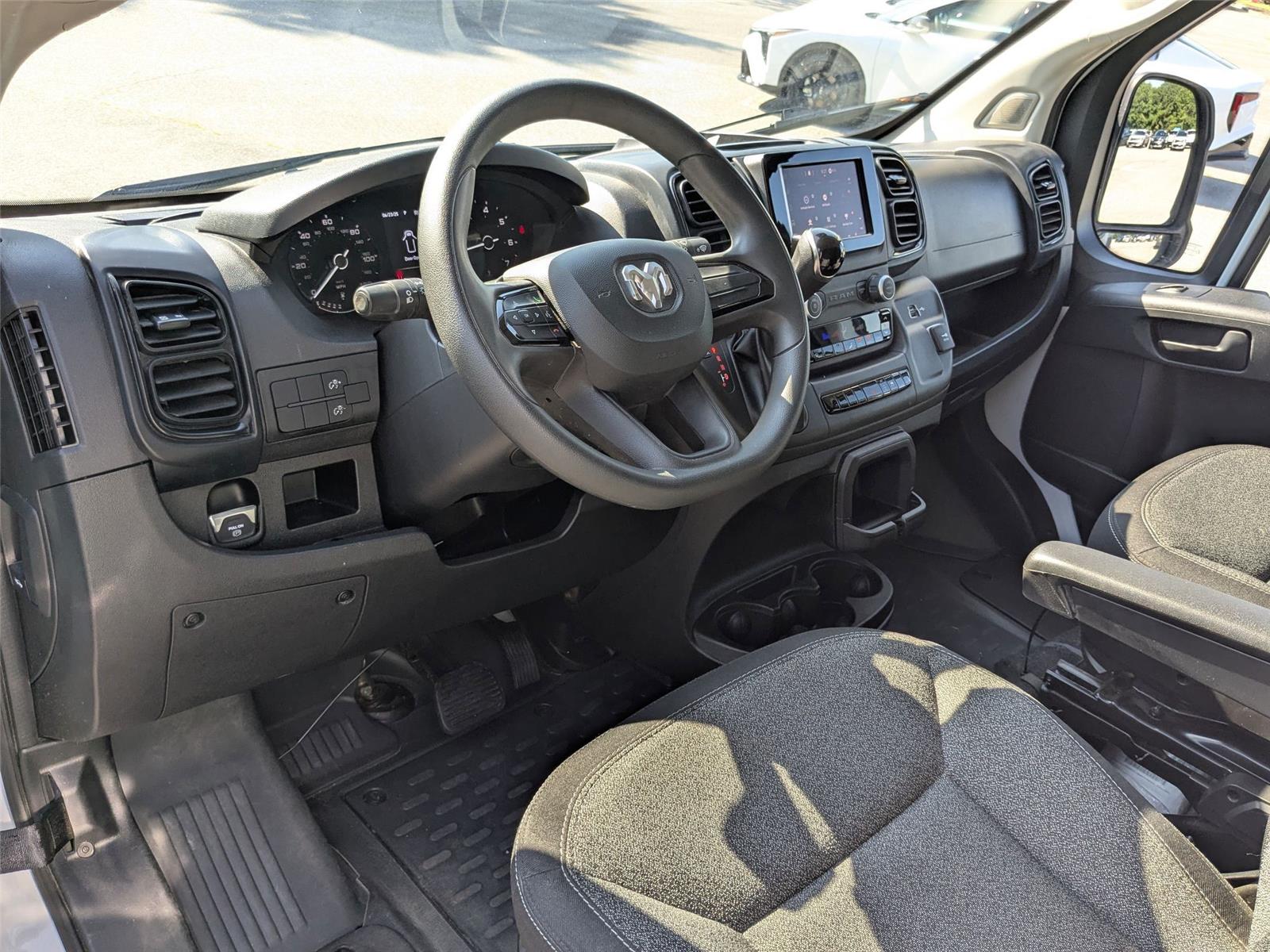 2023 Ram 2500 photo 15