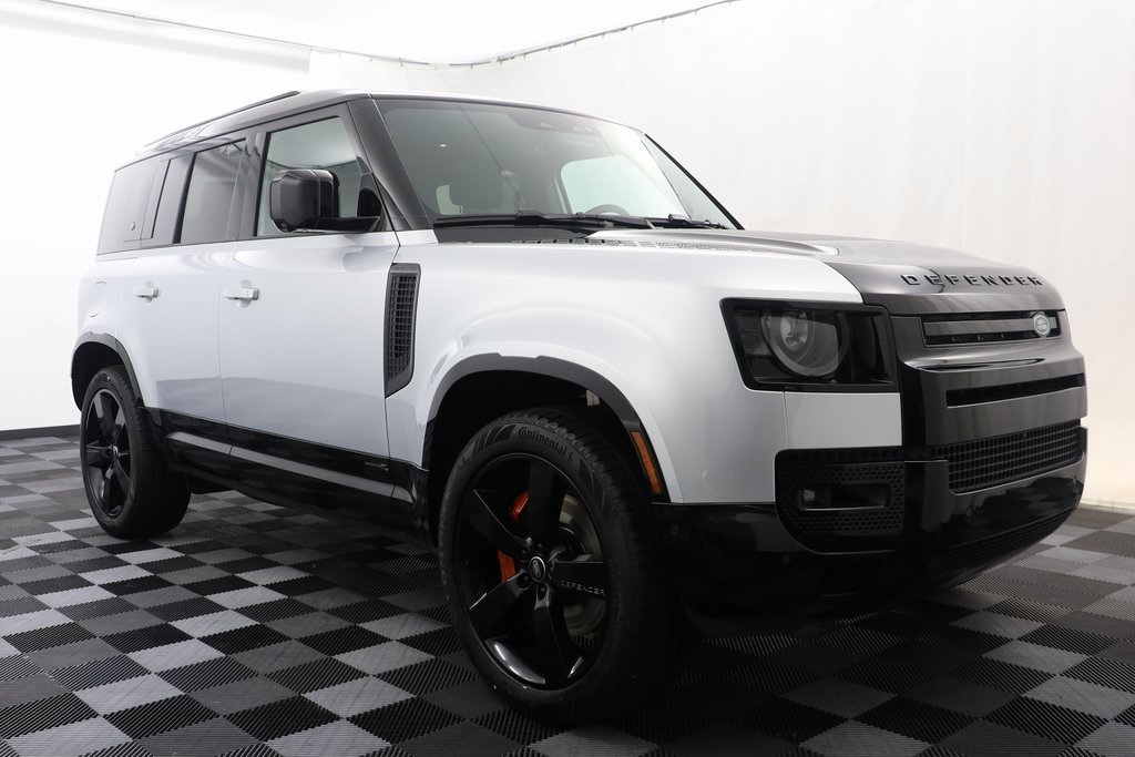 2024 Land Rover Defender 110 X photo 4