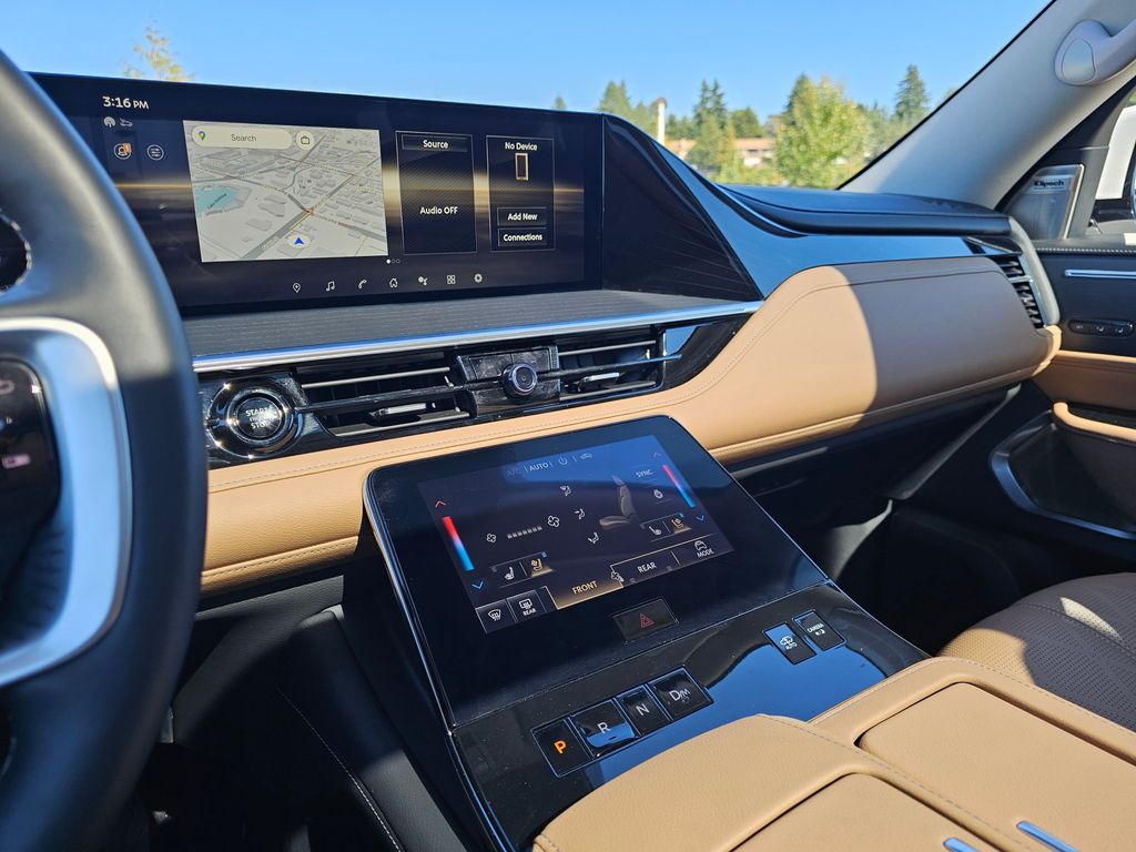 2025 Infiniti QX80 Sensory photo 25