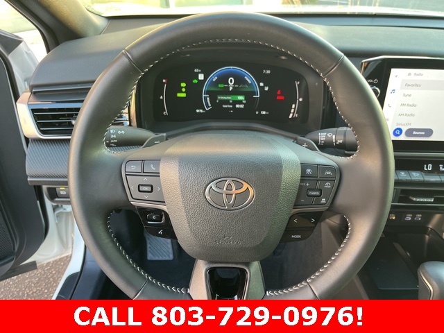 2025 Toyota Camry SE photo 19