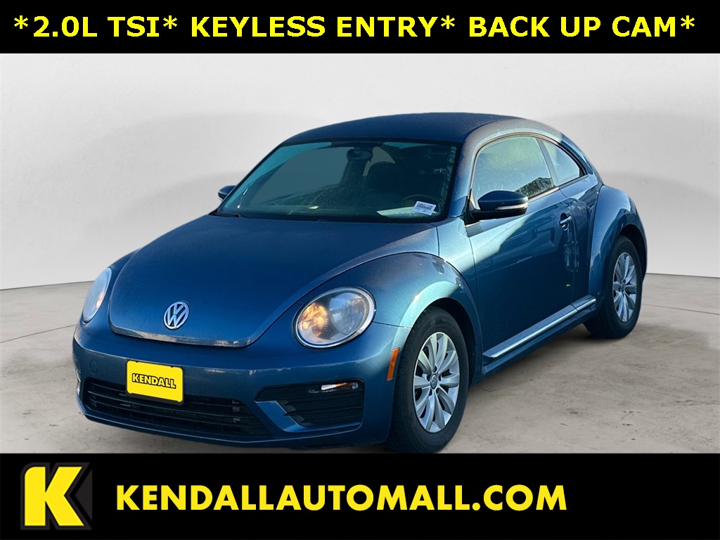 2019 Volkswagen Beetle S's photo