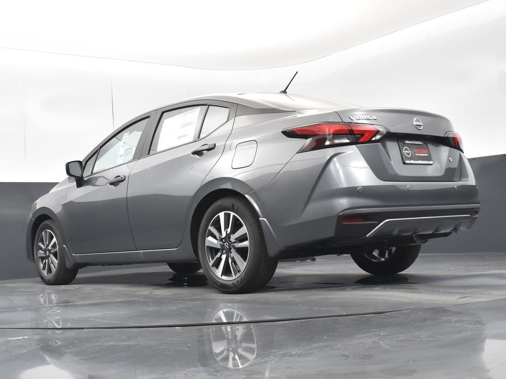 2025 Nissan Versa 1.6 S photo 33