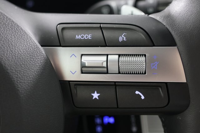 2024 Hyundai Kona Limited photo 12