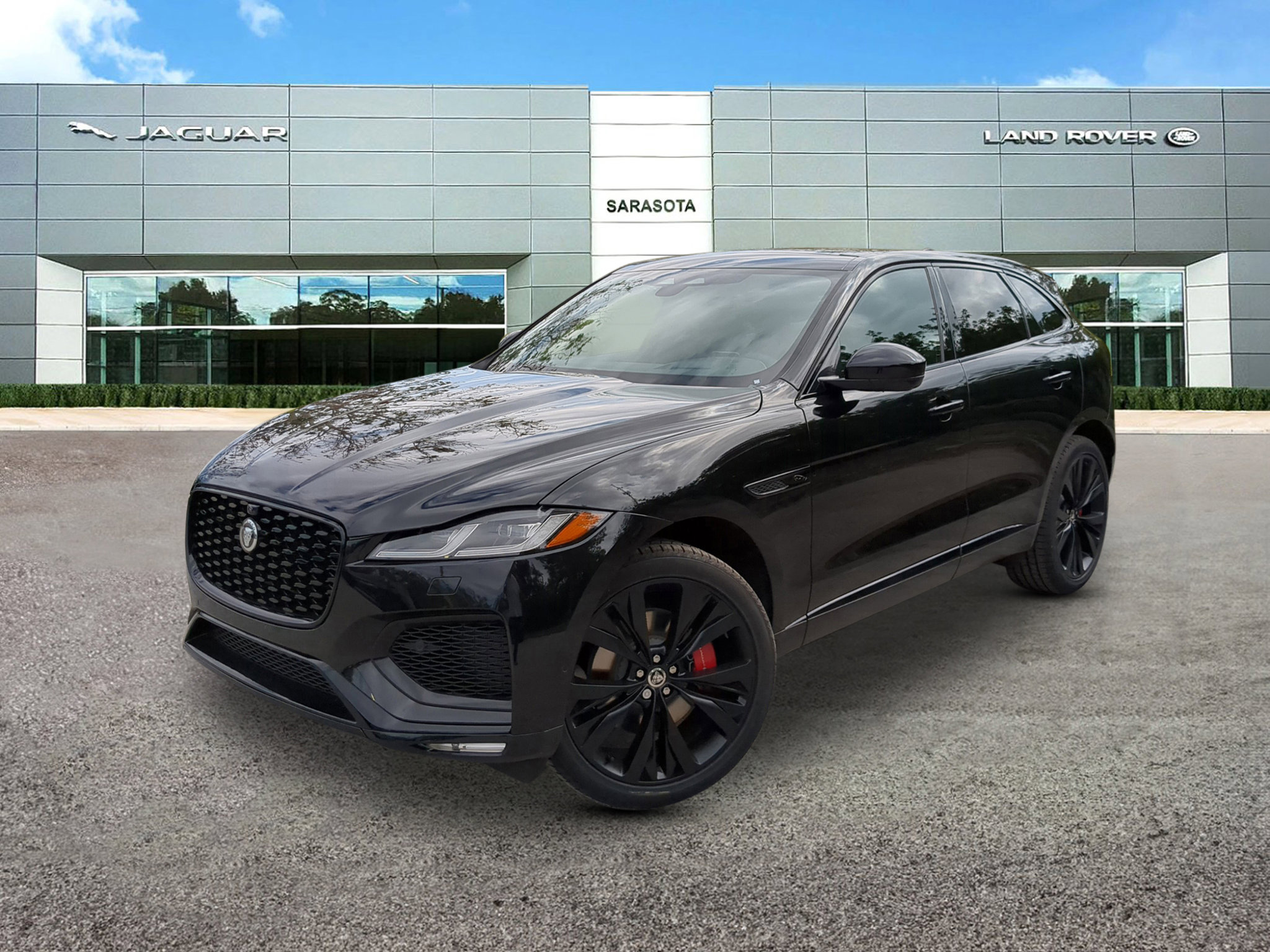 2026 Jaguar F-Pace R-Dynamic S's photo