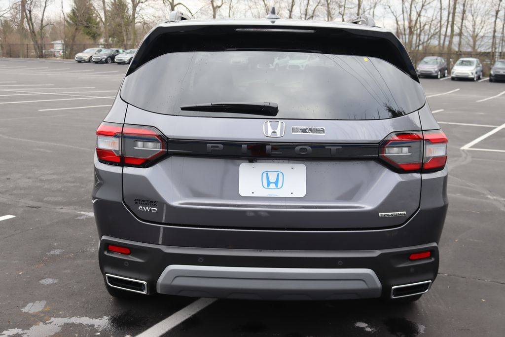 2025 Honda Pilot Touring photo 3