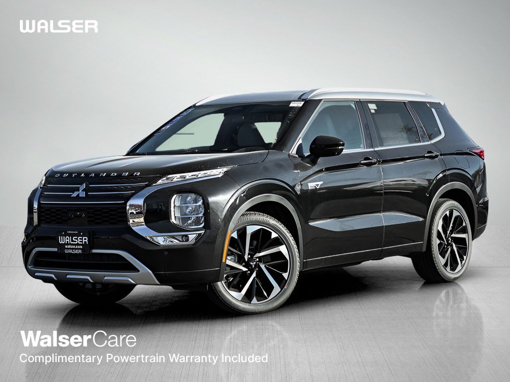 2025 Mitsubishi Outlander Plug-in Hybrid Platinum Edition's photo