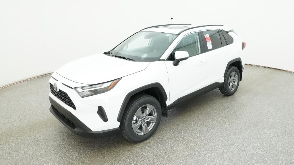 2025 Toyota RAV4 XLE's photo