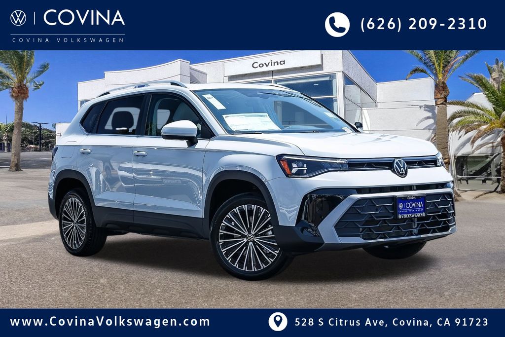 2025 Volkswagen Taos SE's photo