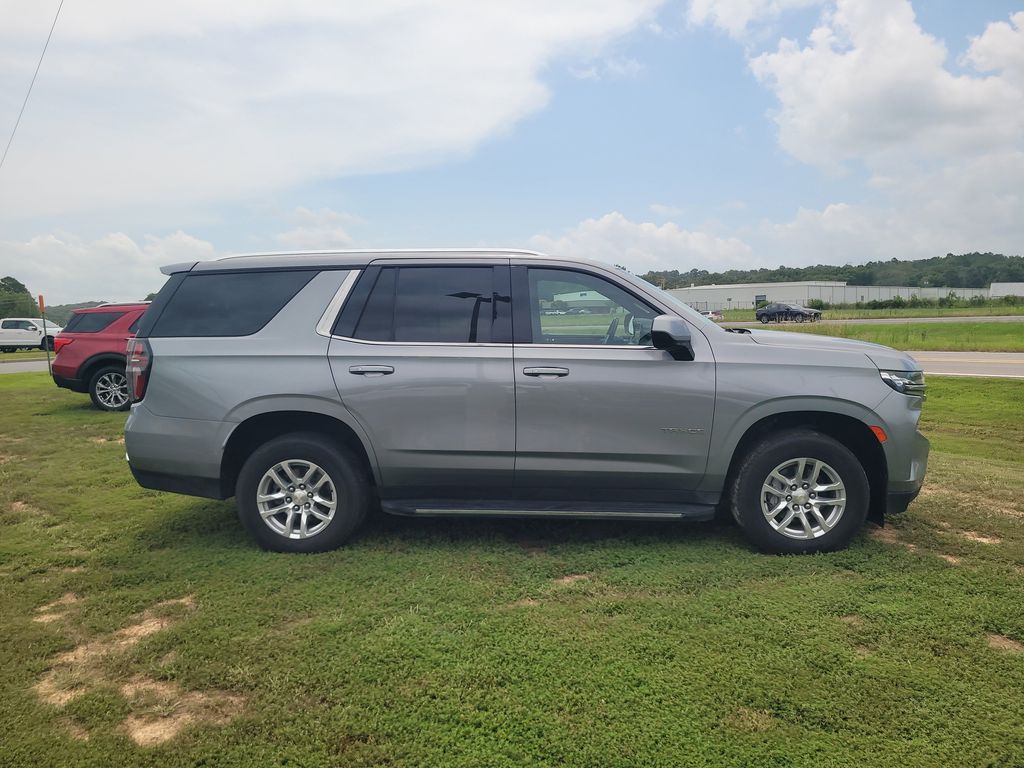 2023 Chevrolet Tahoe LT photo 2