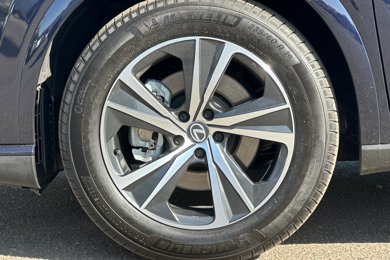 2024 Lexus RX 350h Premium photo 18