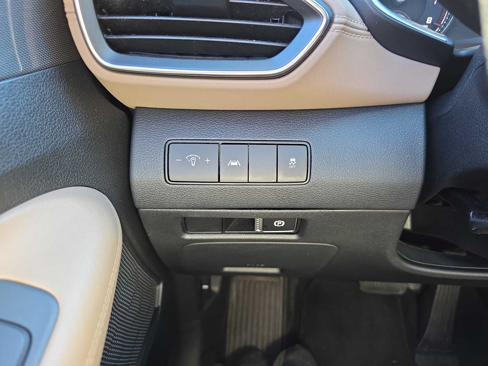 2022 Hyundai Santa Fe SEL photo 15