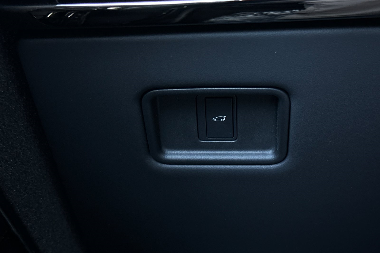 2025 Land Rover Range Rover Sport SE photo 28
