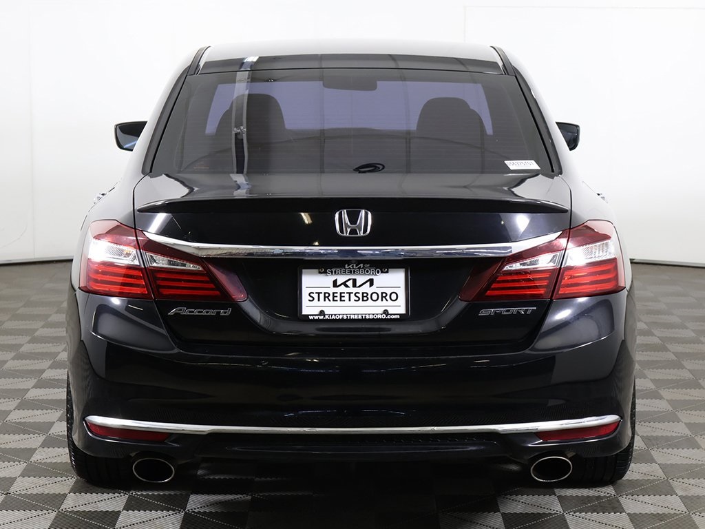 2016 Honda Accord Sport photo 3