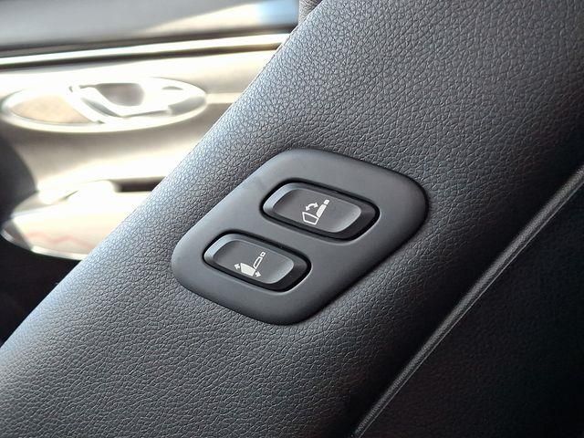 2022 Genesis GV70 2.5T photo 10