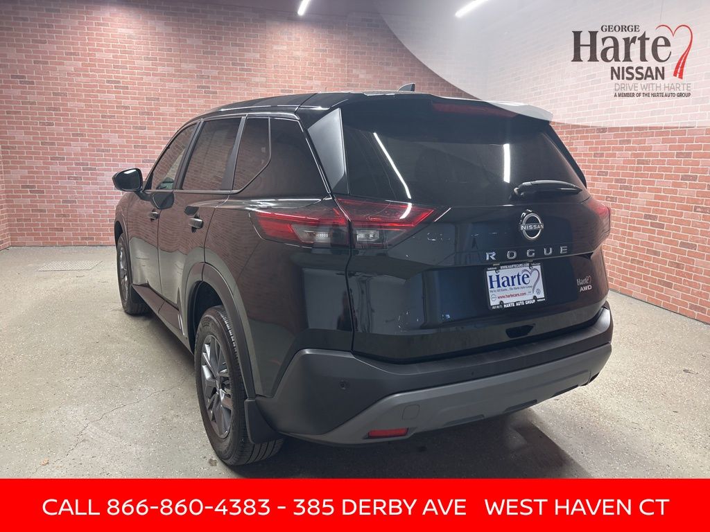 2023 Nissan Rogue S photo 3