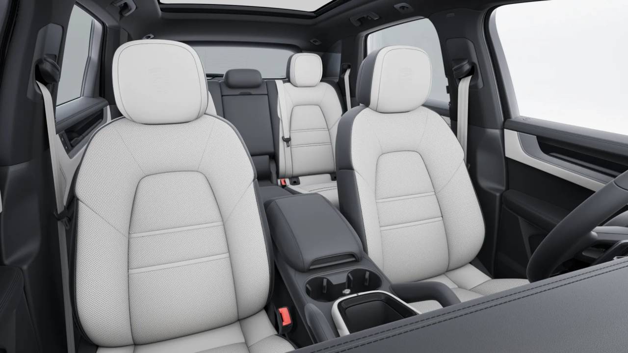 2026 Porsche Cayenne E-Hybrid photo 10