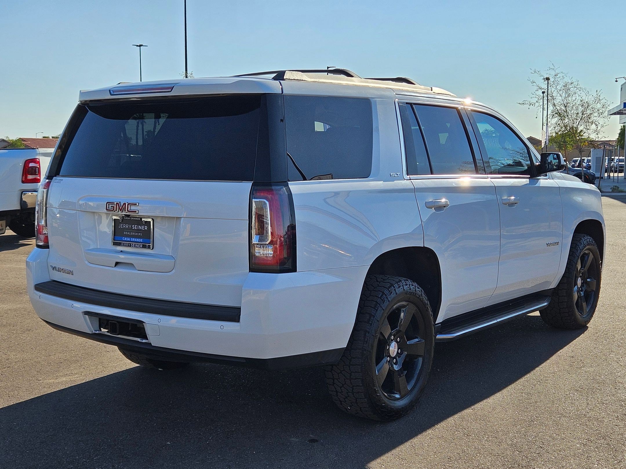 2019 Gmc Yukon SLT photo 5