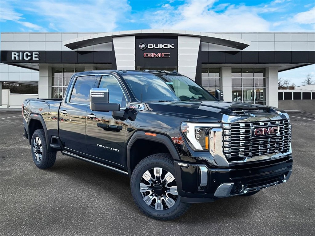 2026 GMC Sierra 2500HD Denali's photo