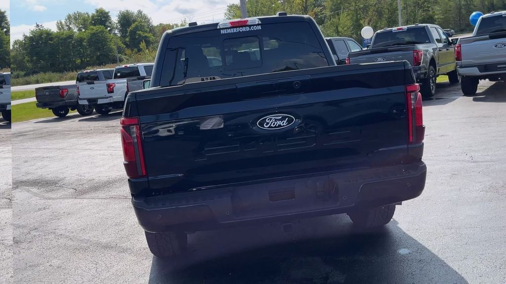 2025 Ford F-150 XLT photo 2