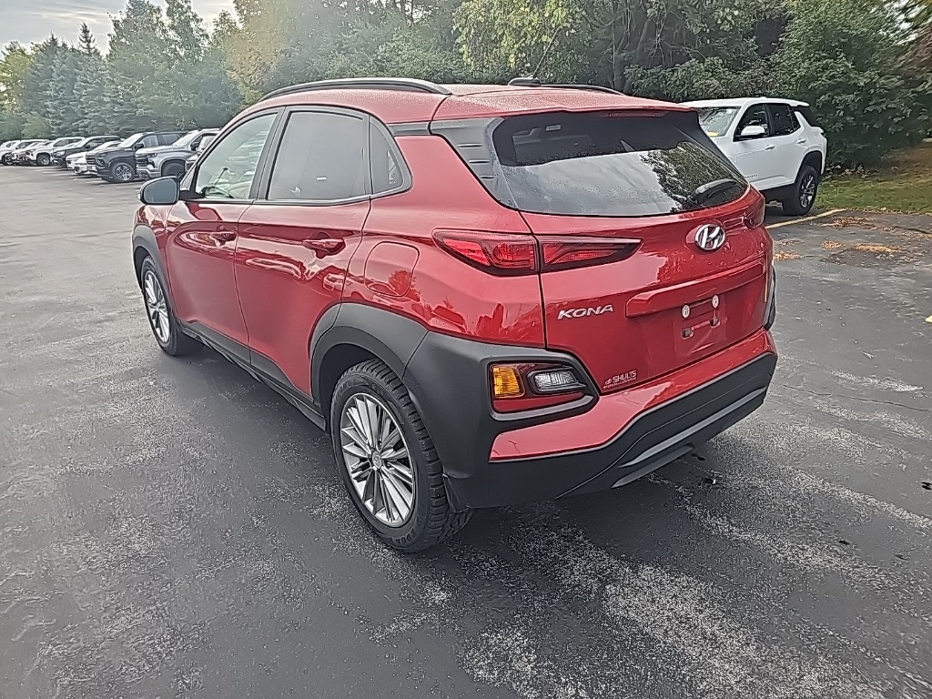 2021 Hyundai Kona SEL photo 4