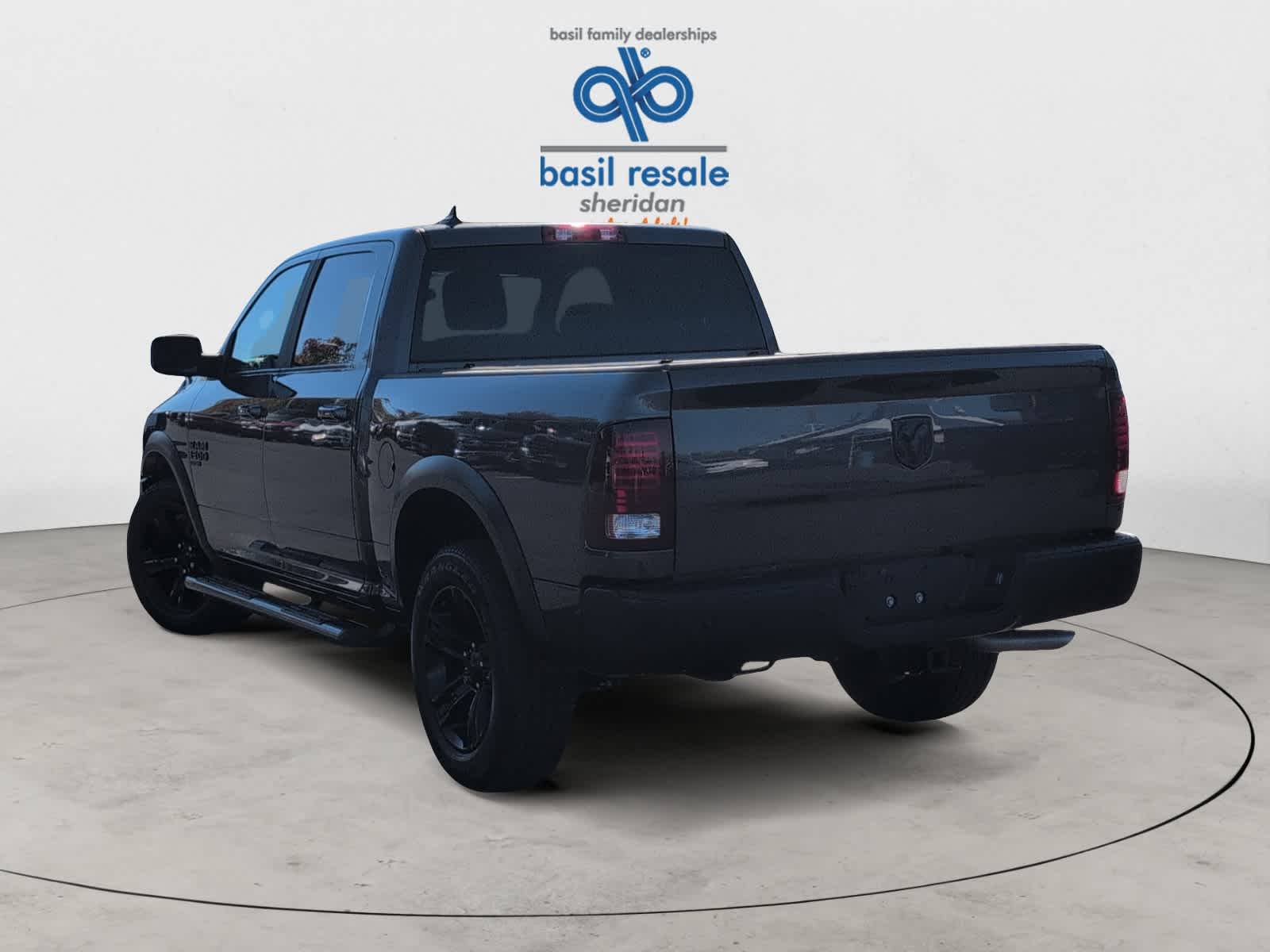2022 Ram 1500 Classic Warlock photo 4